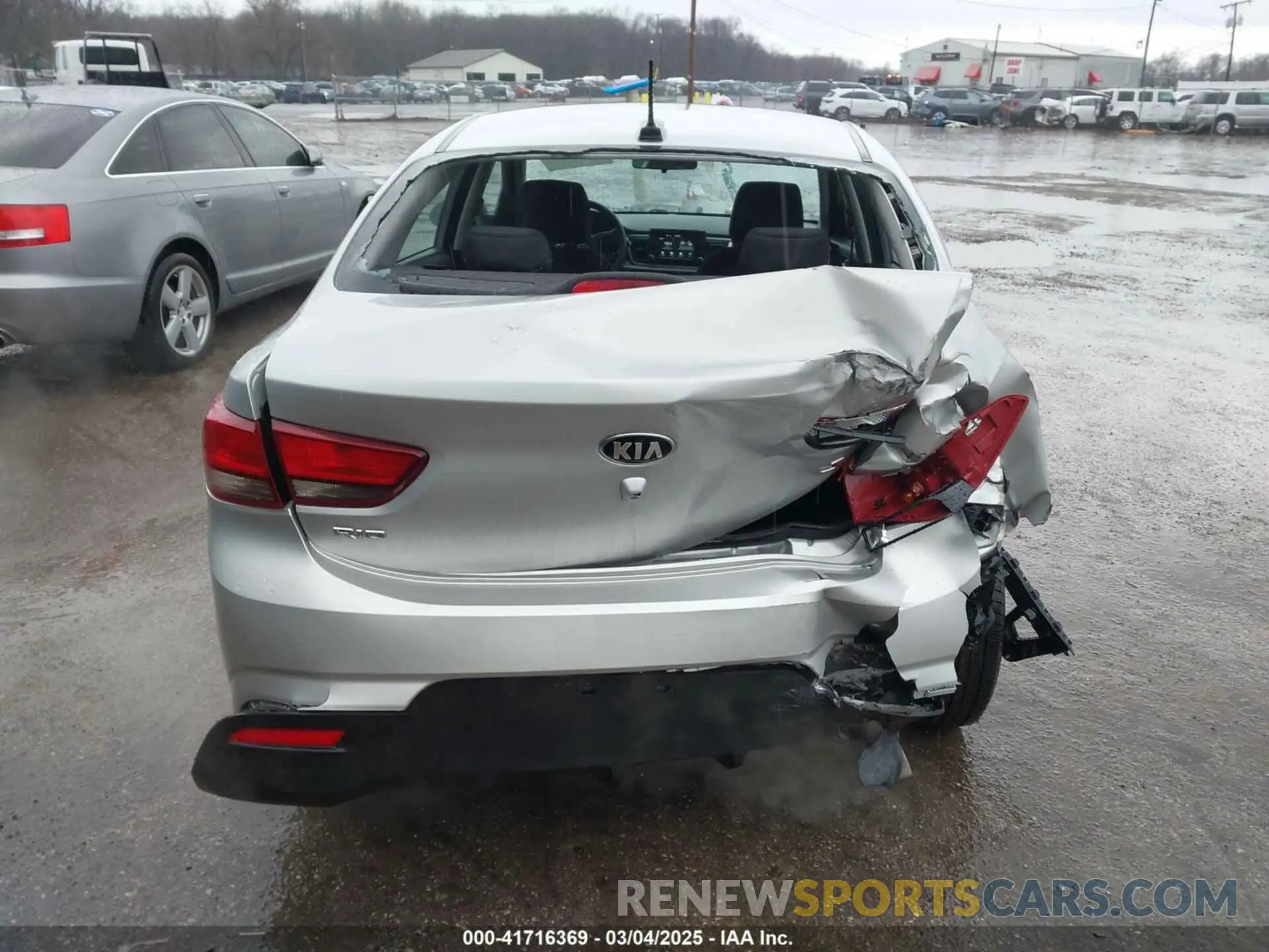 16 Photograph of a damaged car 3KPA24AD6LE273270 KIA RIO 2020