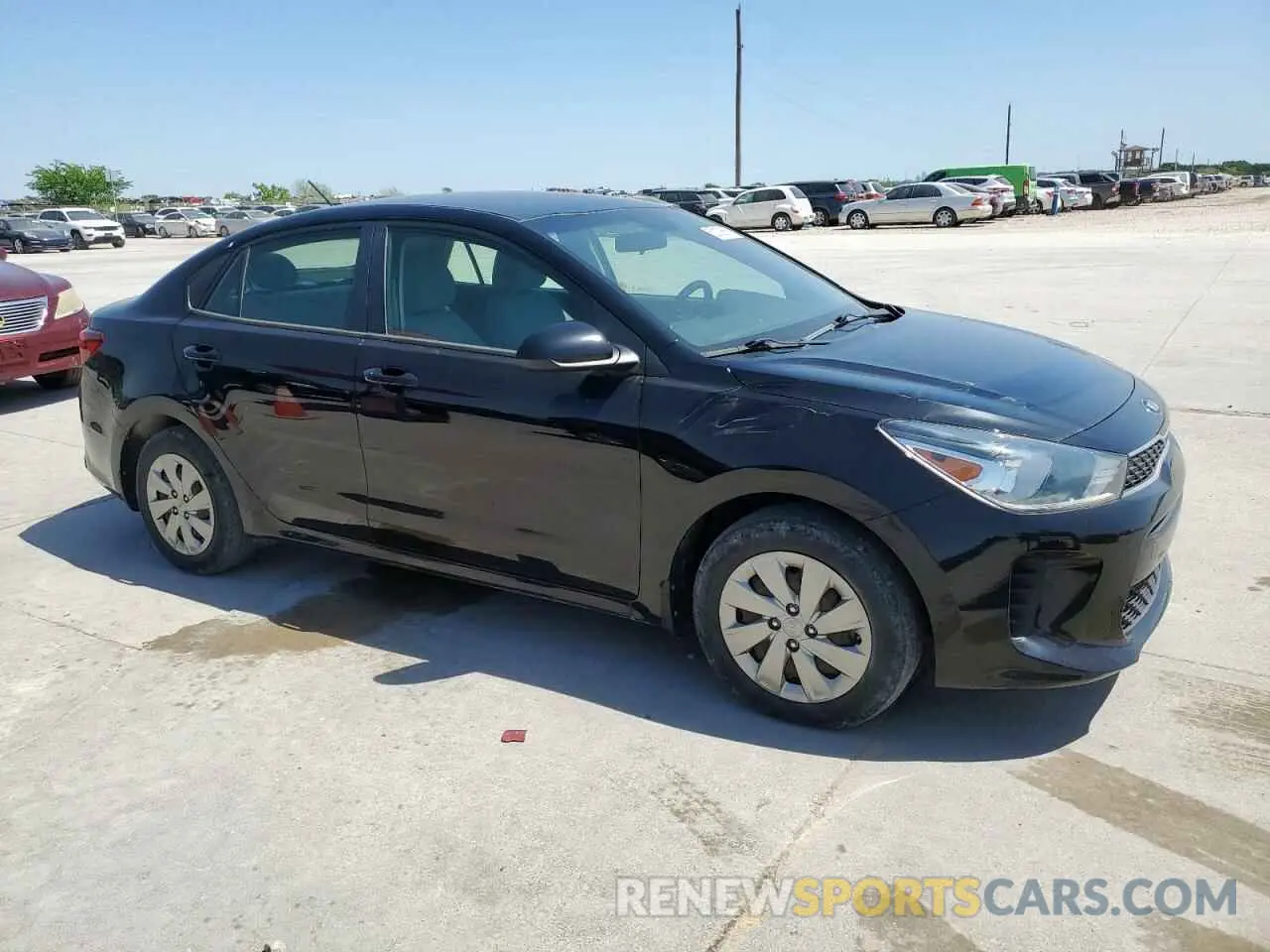4 Photograph of a damaged car 3KPA24AD6LE282471 KIA RIO 2020