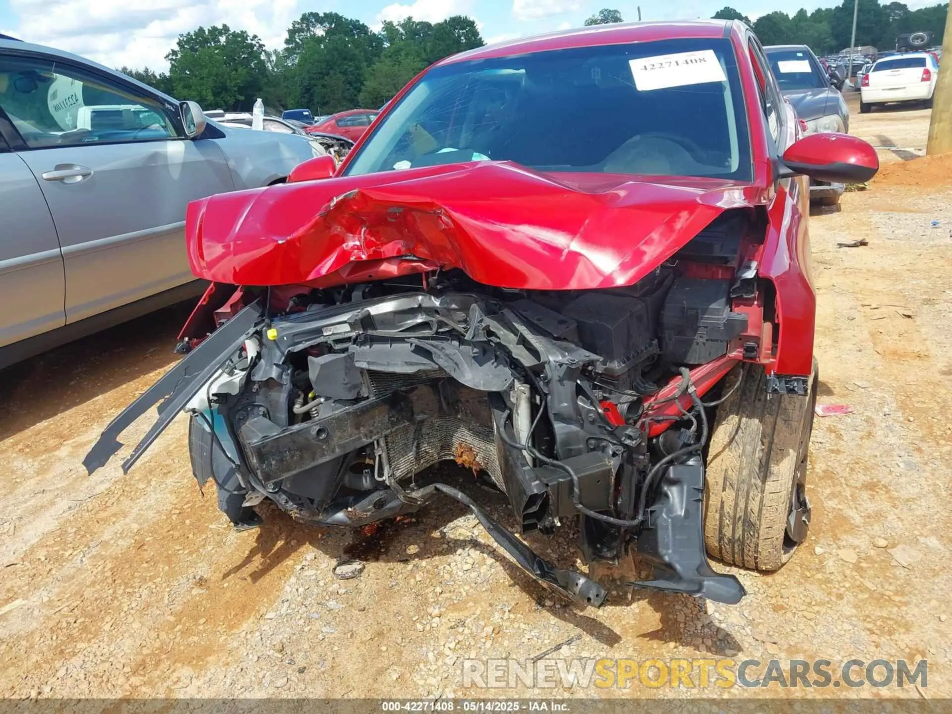 12 Photograph of a damaged car 3KPA24AD6LE284320 KIA RIO 2020