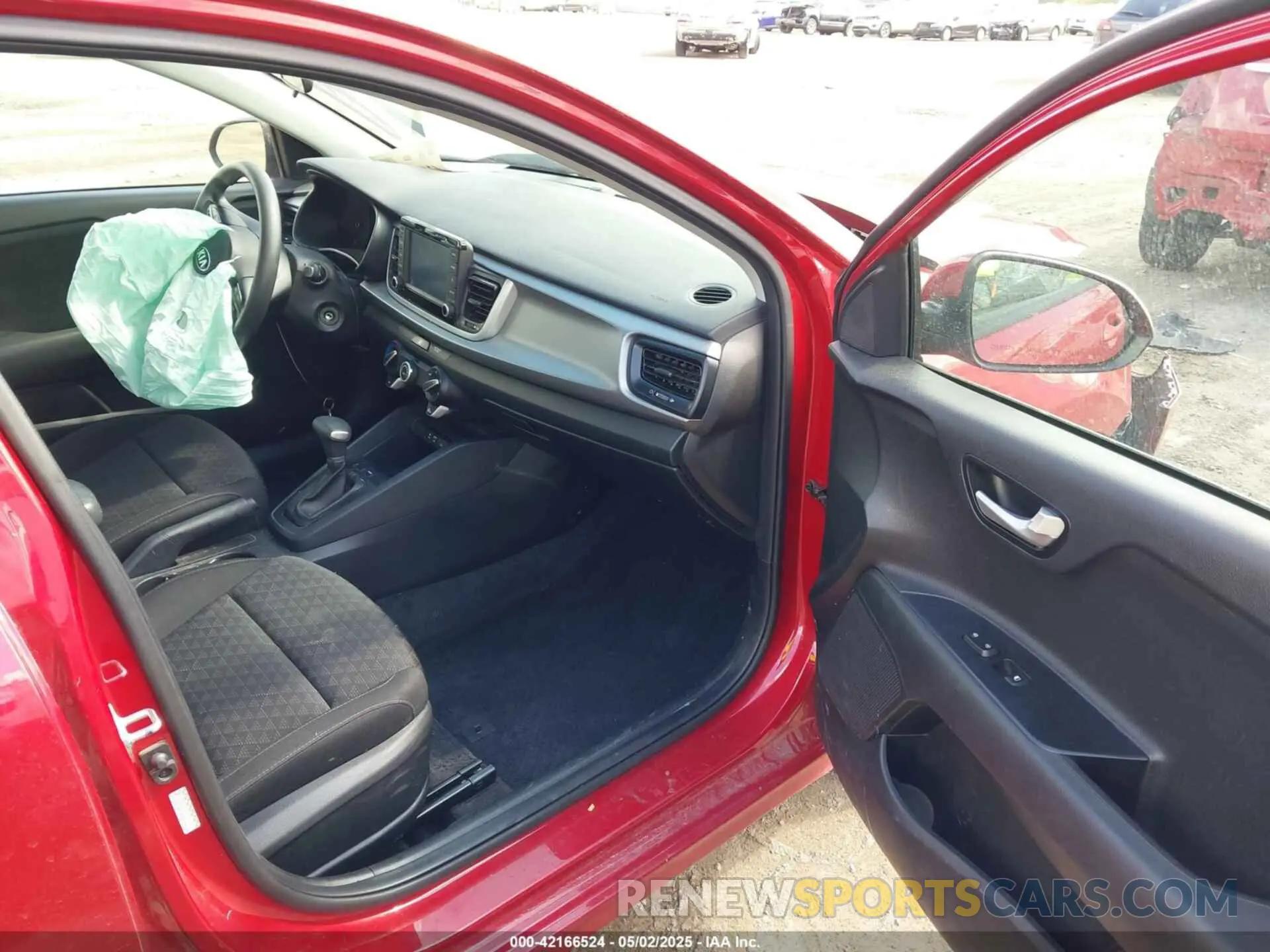 5 Photograph of a damaged car 3KPA24AD6LE311693 KIA RIO 2020