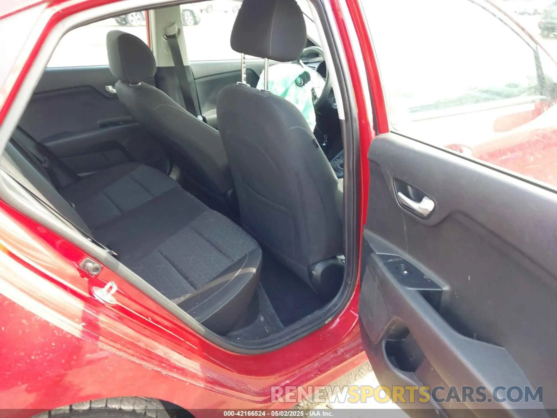 8 Photograph of a damaged car 3KPA24AD6LE311693 KIA RIO 2020