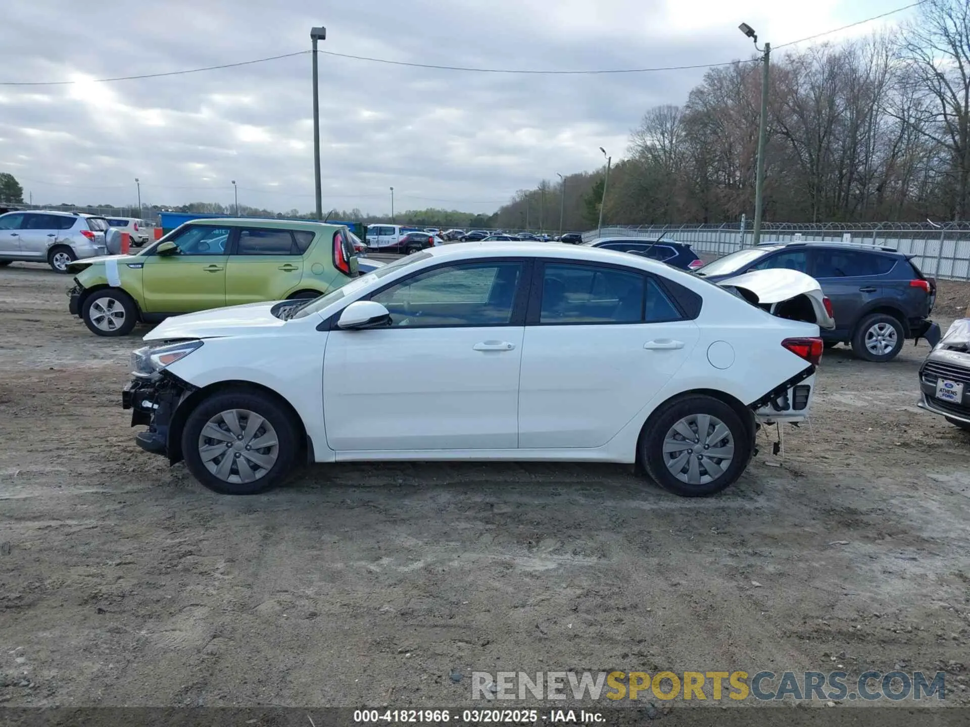 15 Photograph of a damaged car 3KPA24AD6LE346606 KIA RIO 2020