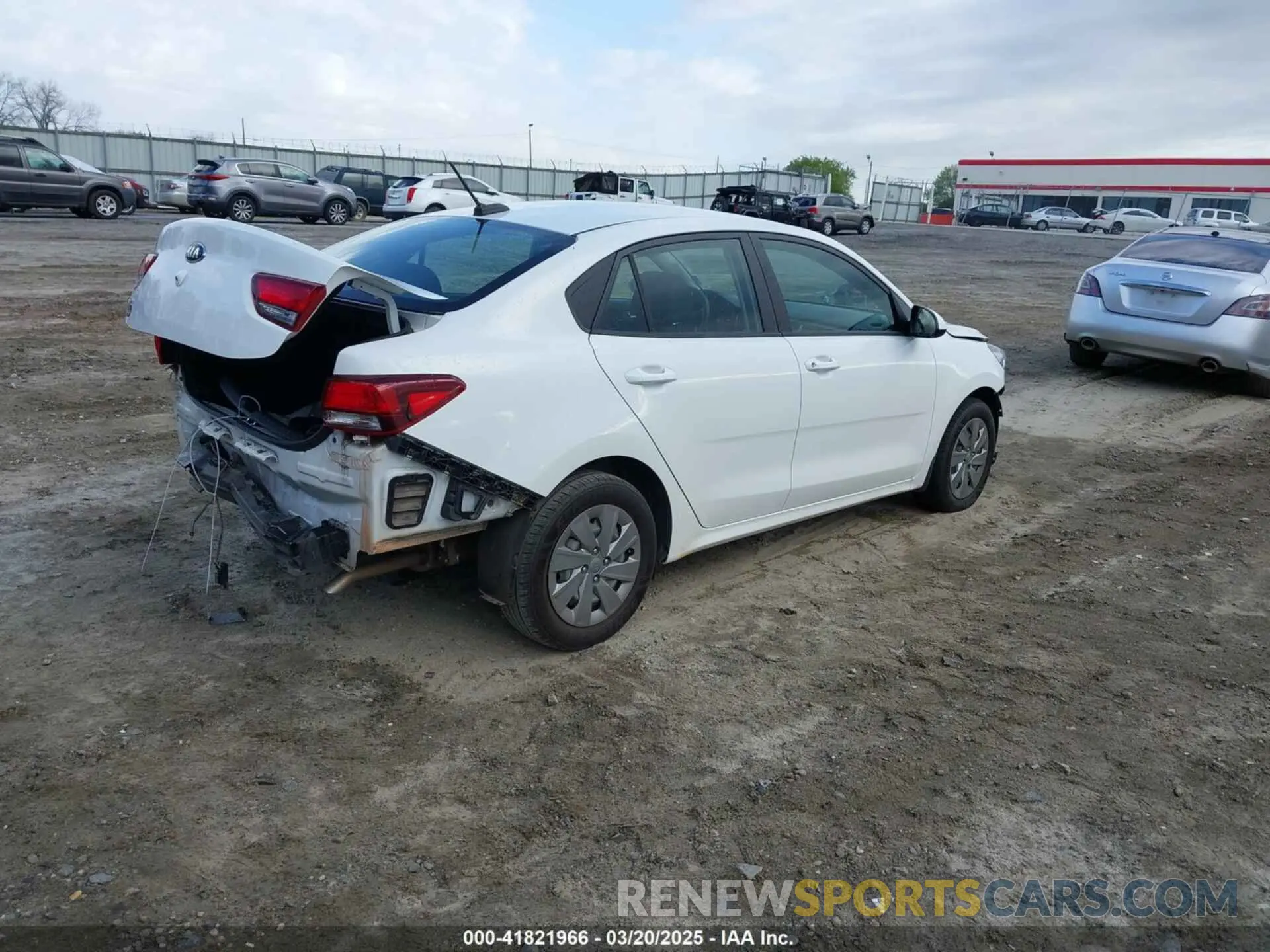 4 Photograph of a damaged car 3KPA24AD6LE346606 KIA RIO 2020