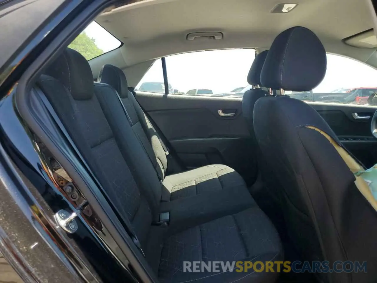 10 Photograph of a damaged car 3KPA24AD7LE260897 KIA RIO 2020