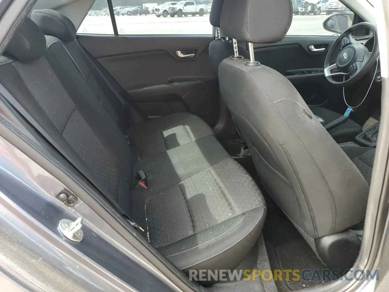 10 Photograph of a damaged car 3KPA24AD7LE278543 KIA RIO 2020