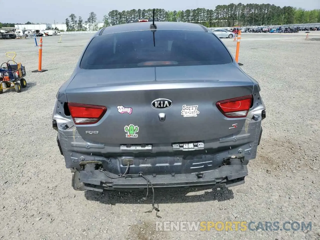 6 Photograph of a damaged car 3KPA24AD7LE278543 KIA RIO 2020