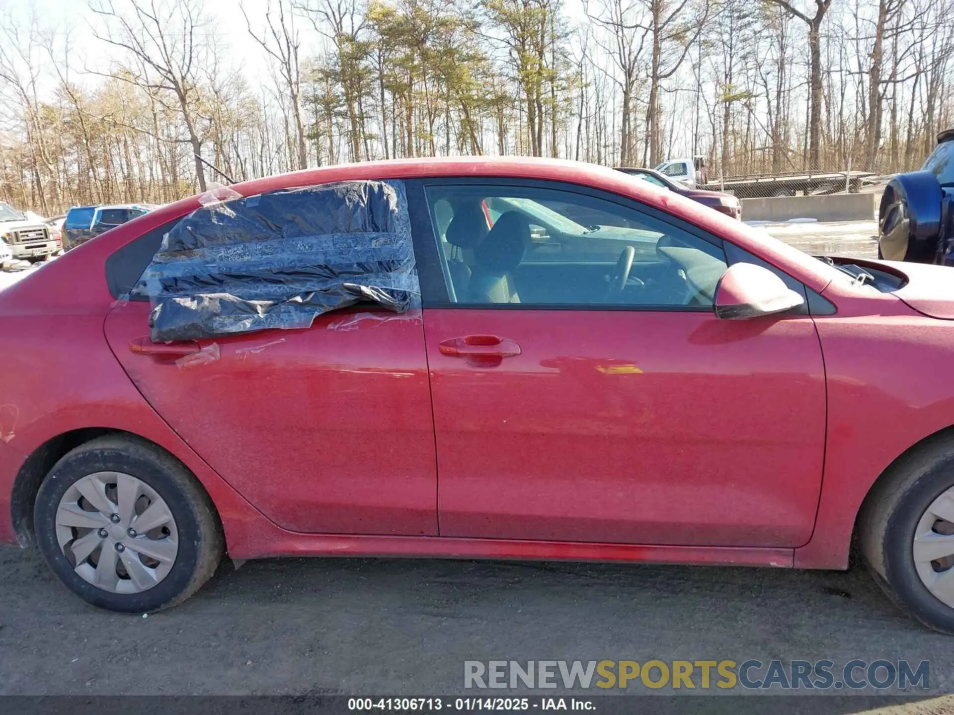 13 Photograph of a damaged car 3KPA24AD7LE307894 KIA RIO 2020