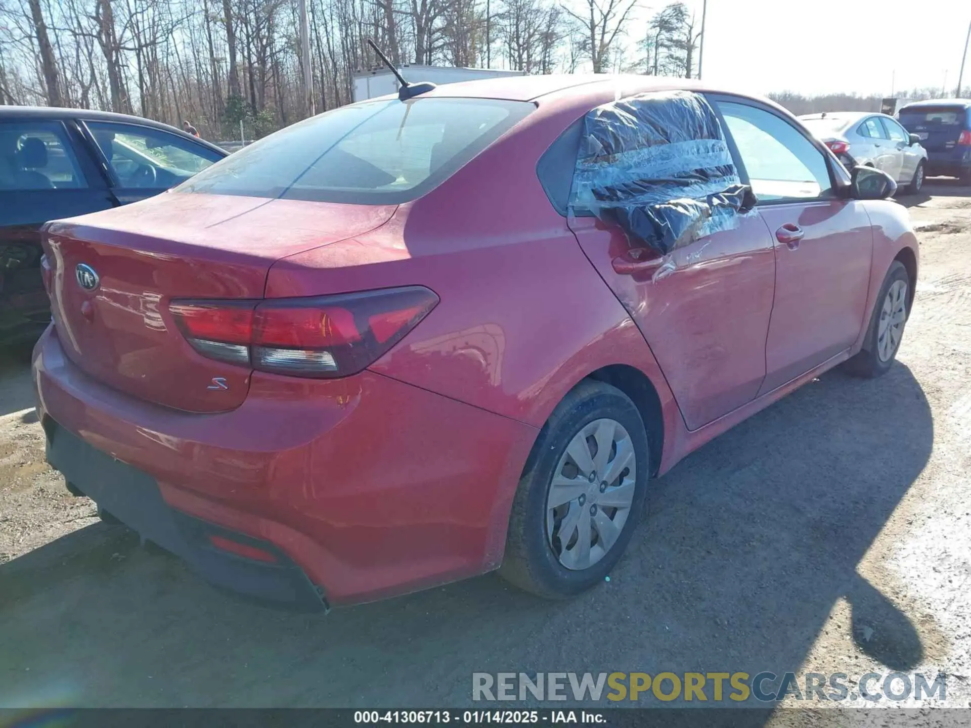 4 Photograph of a damaged car 3KPA24AD7LE307894 KIA RIO 2020