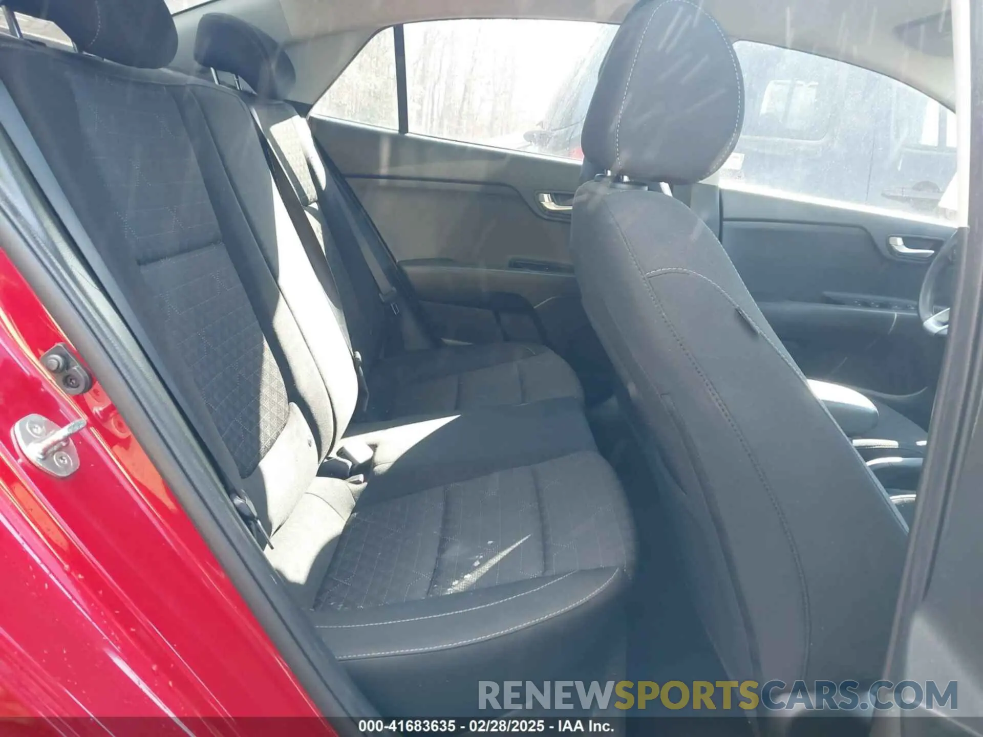 7 Photograph of a damaged car 3KPA24AD7LE328521 KIA RIO 2020