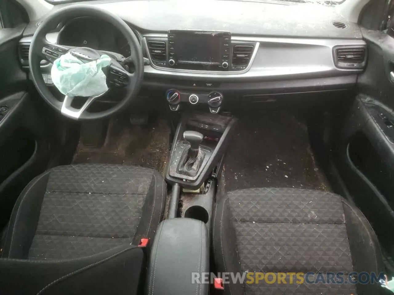8 Photograph of a damaged car 3KPA24AD7LE335601 KIA RIO 2020