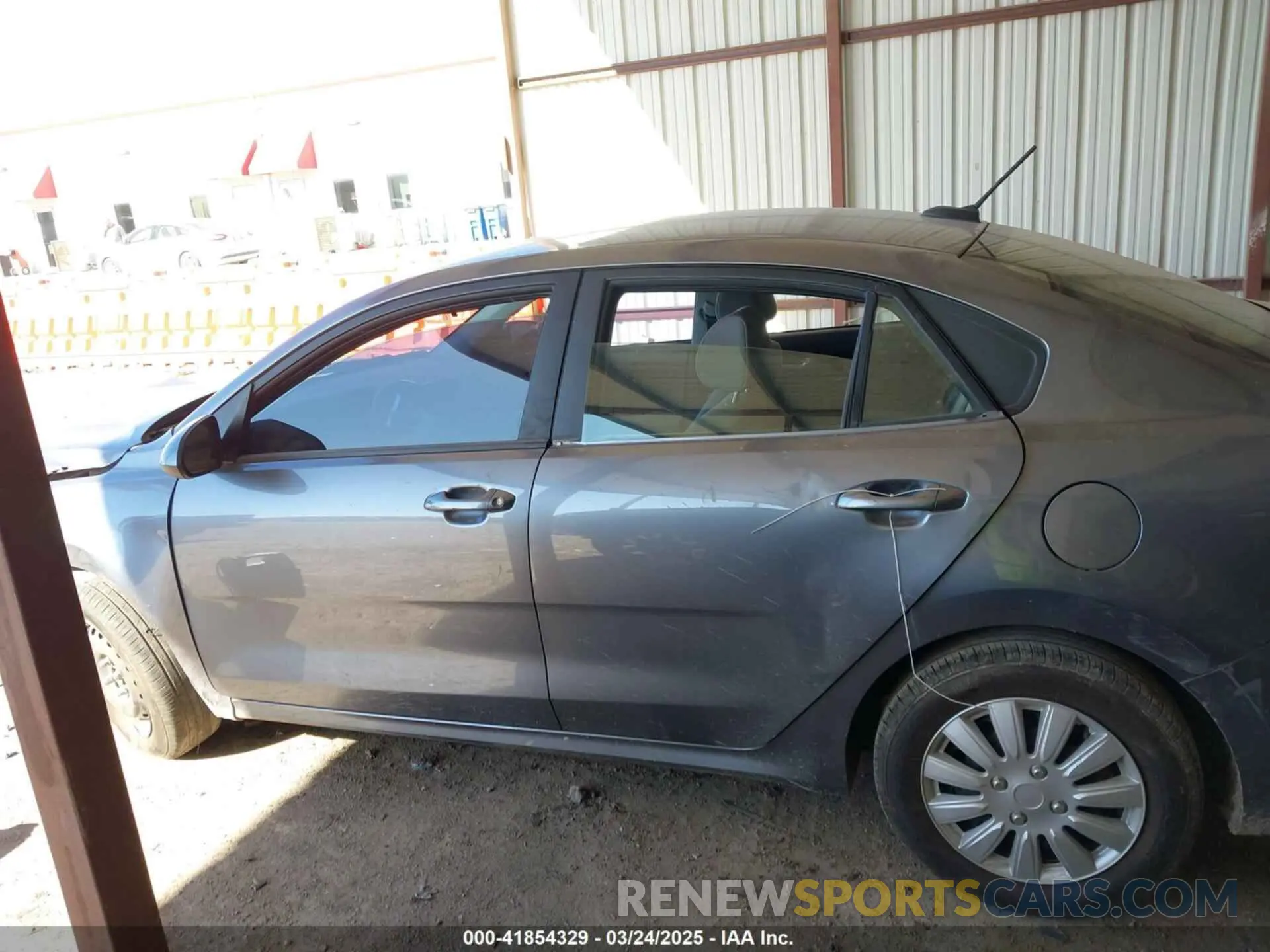 14 Photograph of a damaged car 3KPA24AD7LE346730 KIA RIO 2020