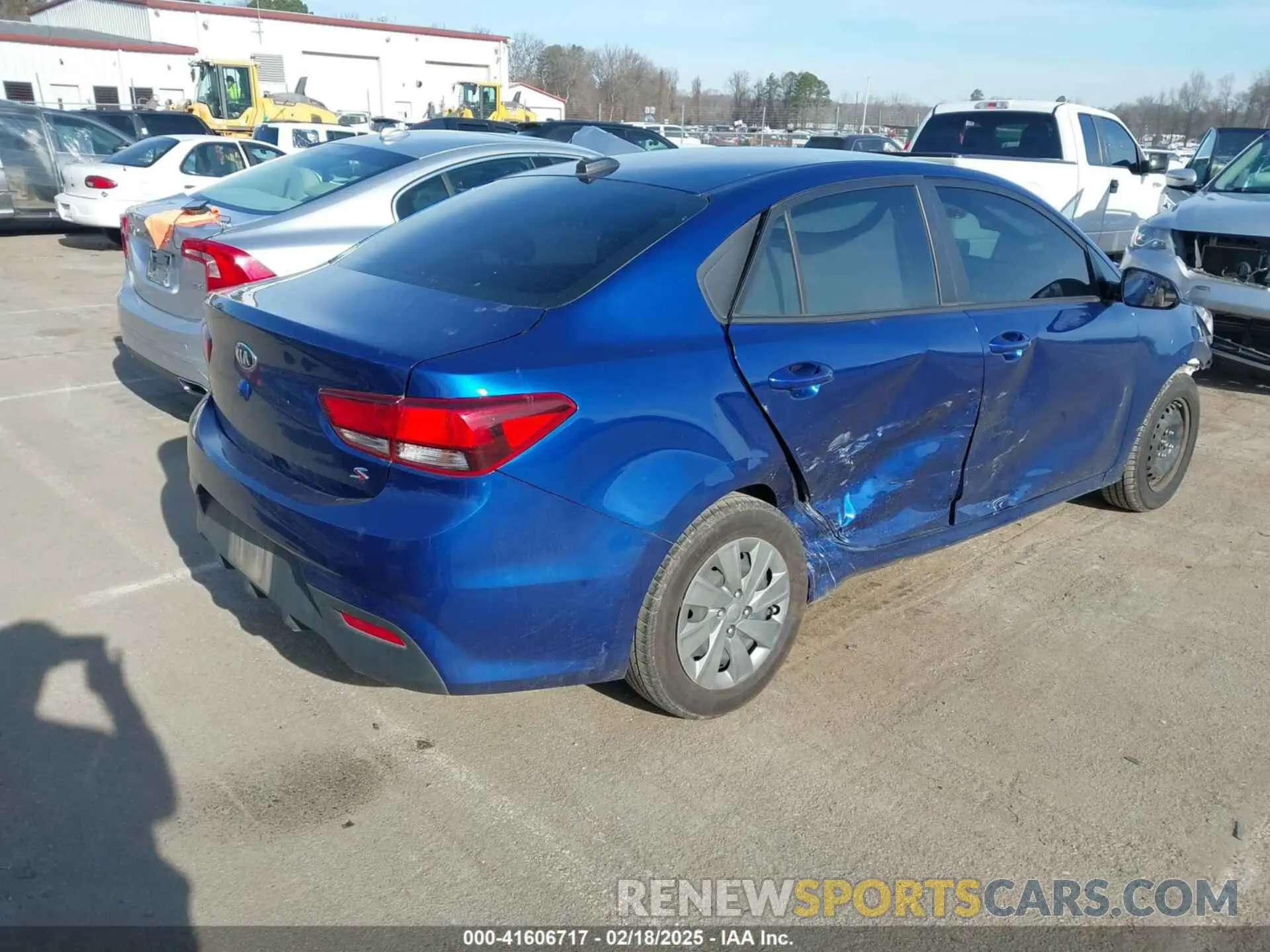 4 Photograph of a damaged car 3KPA24AD7LE349076 KIA RIO 2020