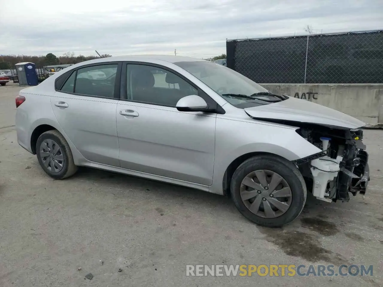4 Photograph of a damaged car 3KPA24AD7LE352849 KIA RIO 2020