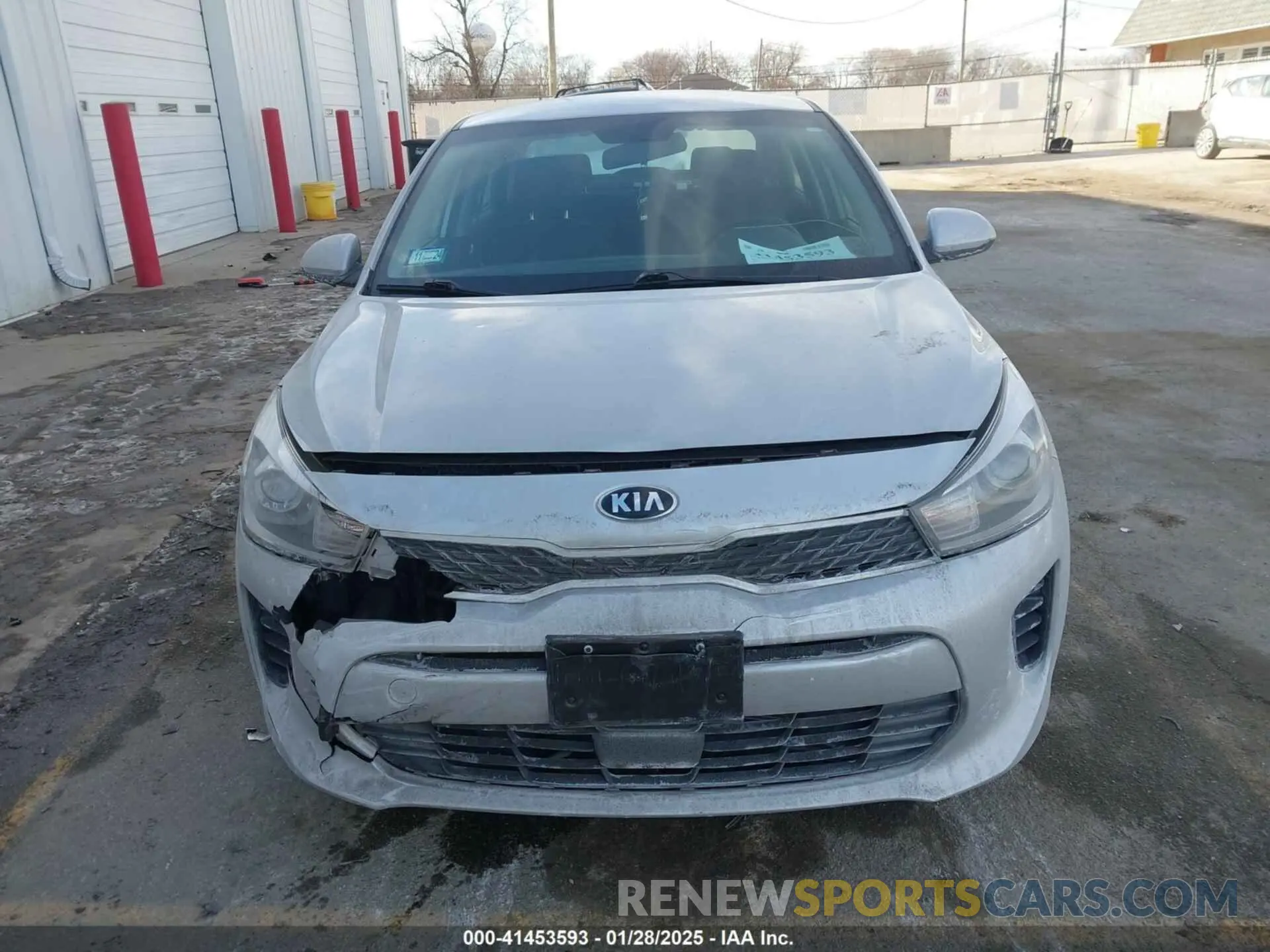 12 Photograph of a damaged car 3KPA24AD8LE336689 KIA RIO 2020