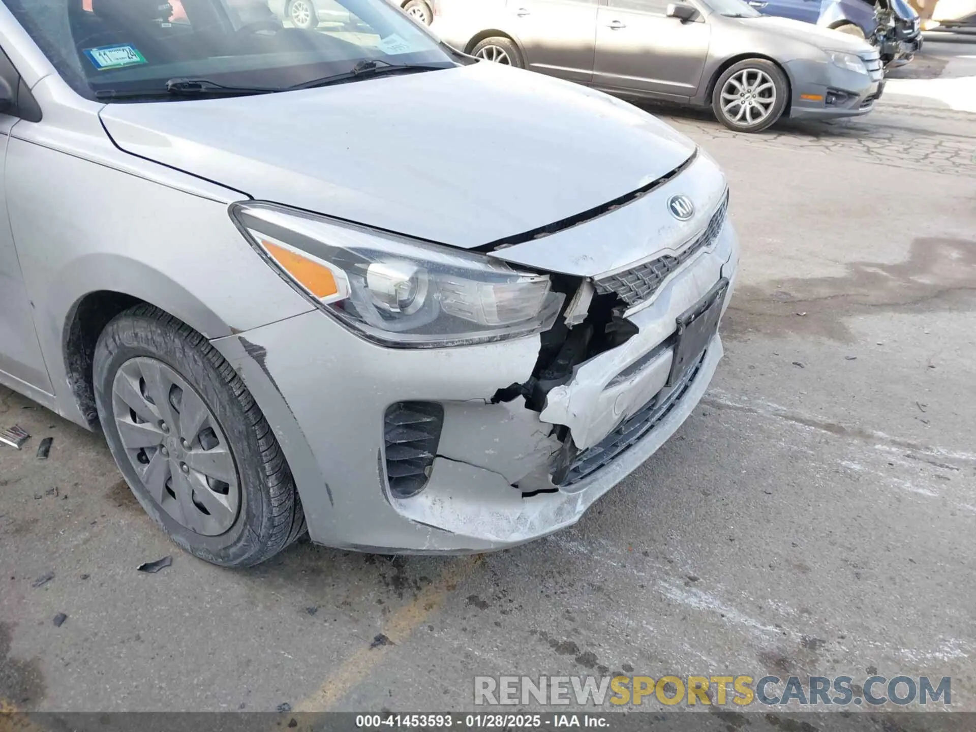 6 Photograph of a damaged car 3KPA24AD8LE336689 KIA RIO 2020