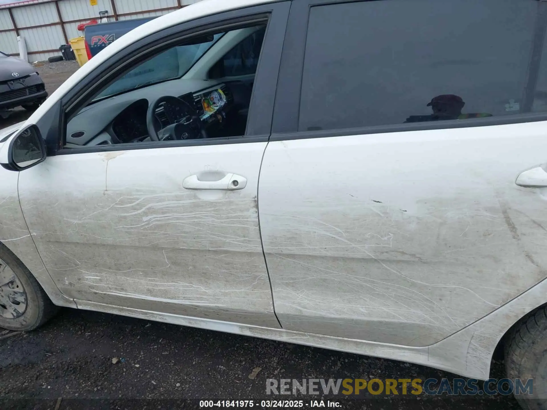 14 Photograph of a damaged car 3KPA24AD8LE343853 KIA RIO 2020