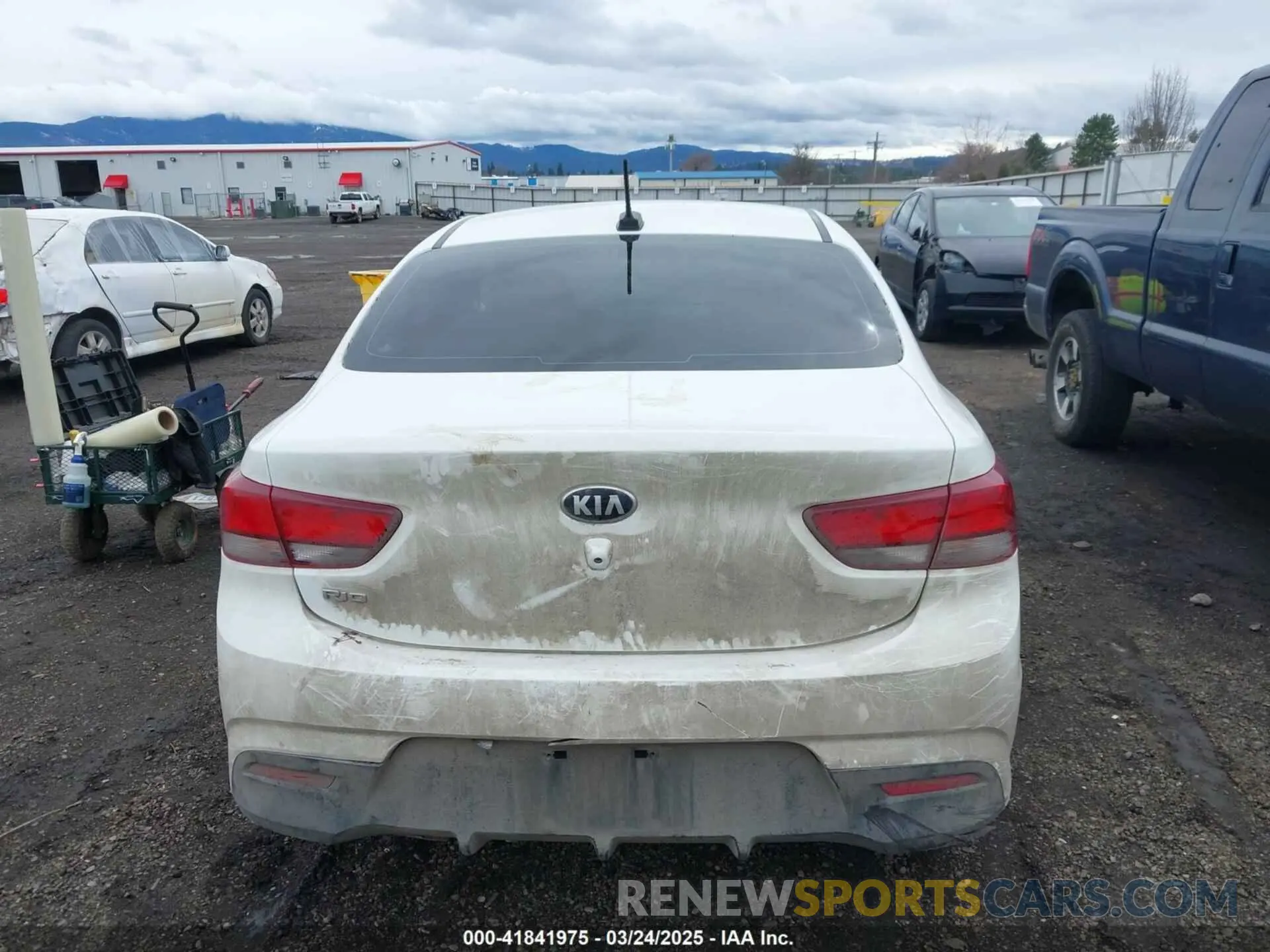 16 Photograph of a damaged car 3KPA24AD8LE343853 KIA RIO 2020