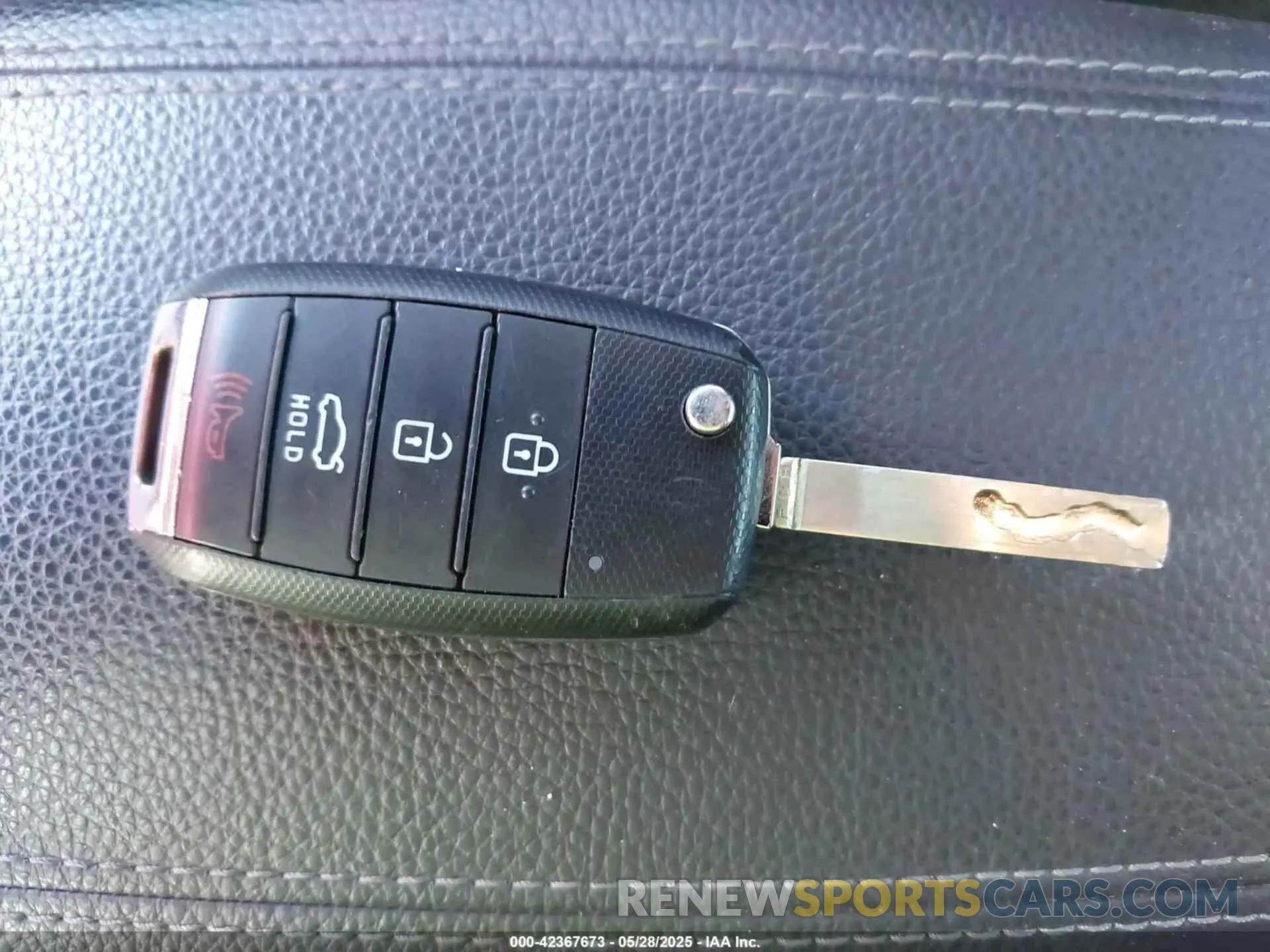 11 Photograph of a damaged car 3KPA24AD8LE343996 KIA RIO 2020