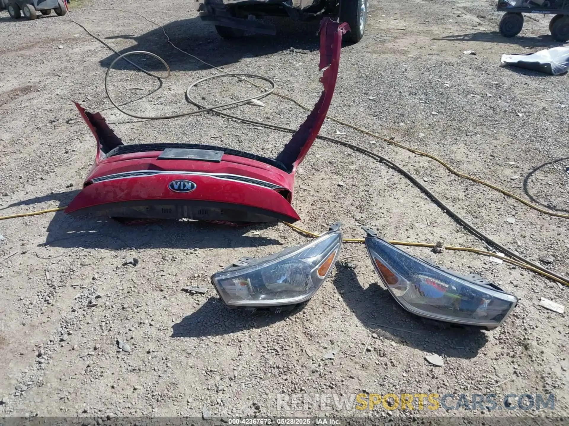 12 Photograph of a damaged car 3KPA24AD8LE343996 KIA RIO 2020