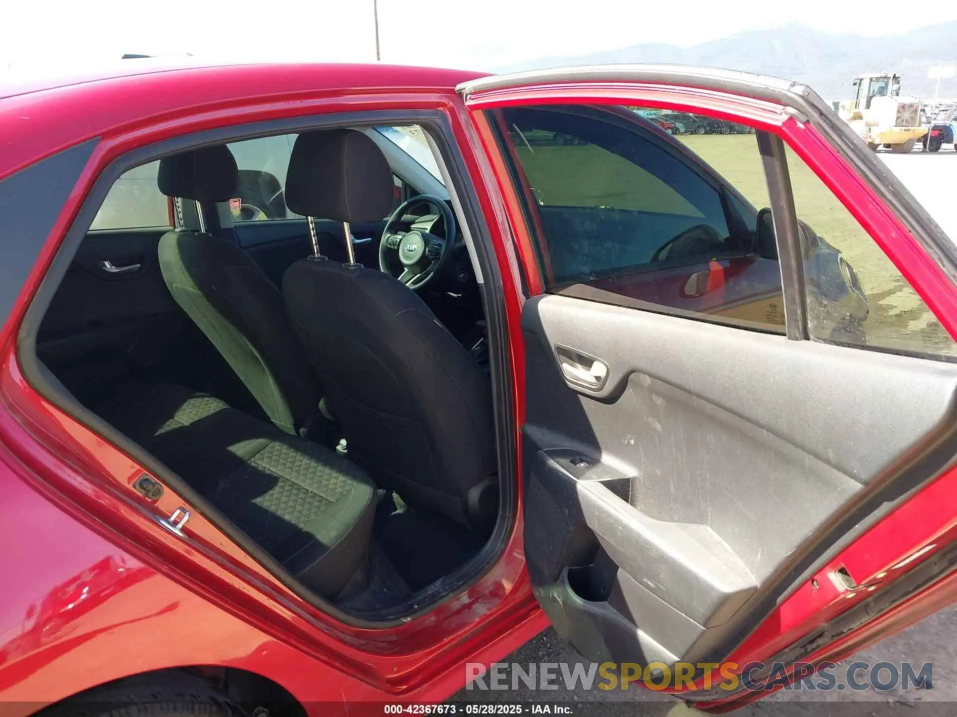 8 Photograph of a damaged car 3KPA24AD8LE343996 KIA RIO 2020