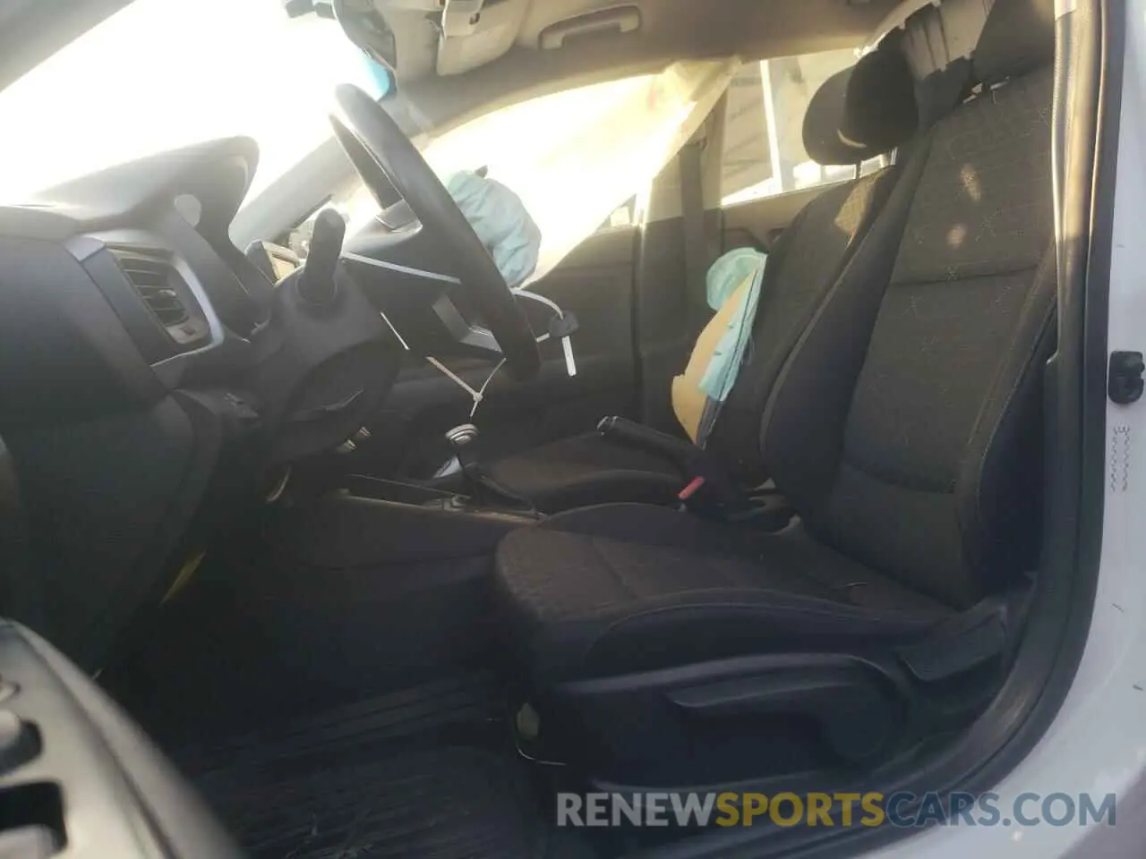 7 Photograph of a damaged car 3KPA24AD8LE358188 KIA RIO 2020