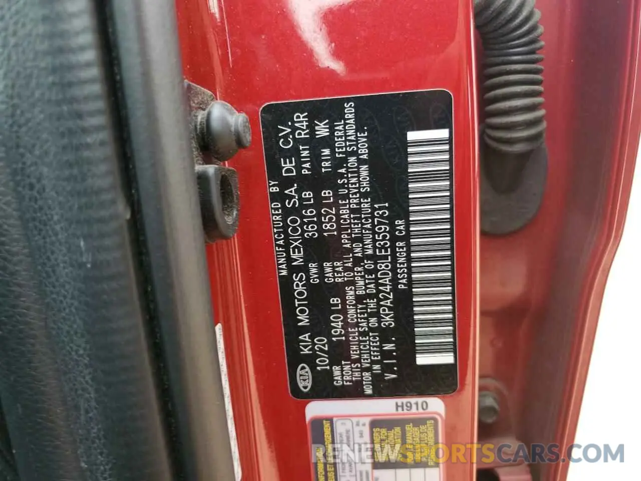 12 Photograph of a damaged car 3KPA24AD8LE359731 KIA RIO 2020