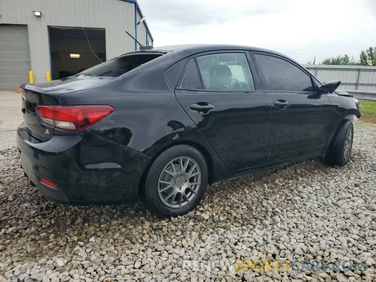 3 Photograph of a damaged car 3KPA24AD9LE257113 KIA RIO 2020