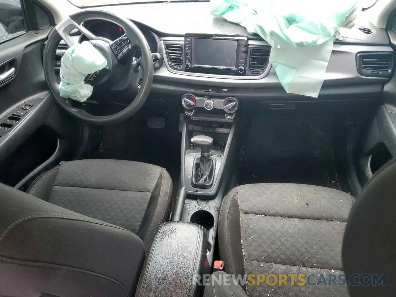 8 Photograph of a damaged car 3KPA24AD9LE257113 KIA RIO 2020