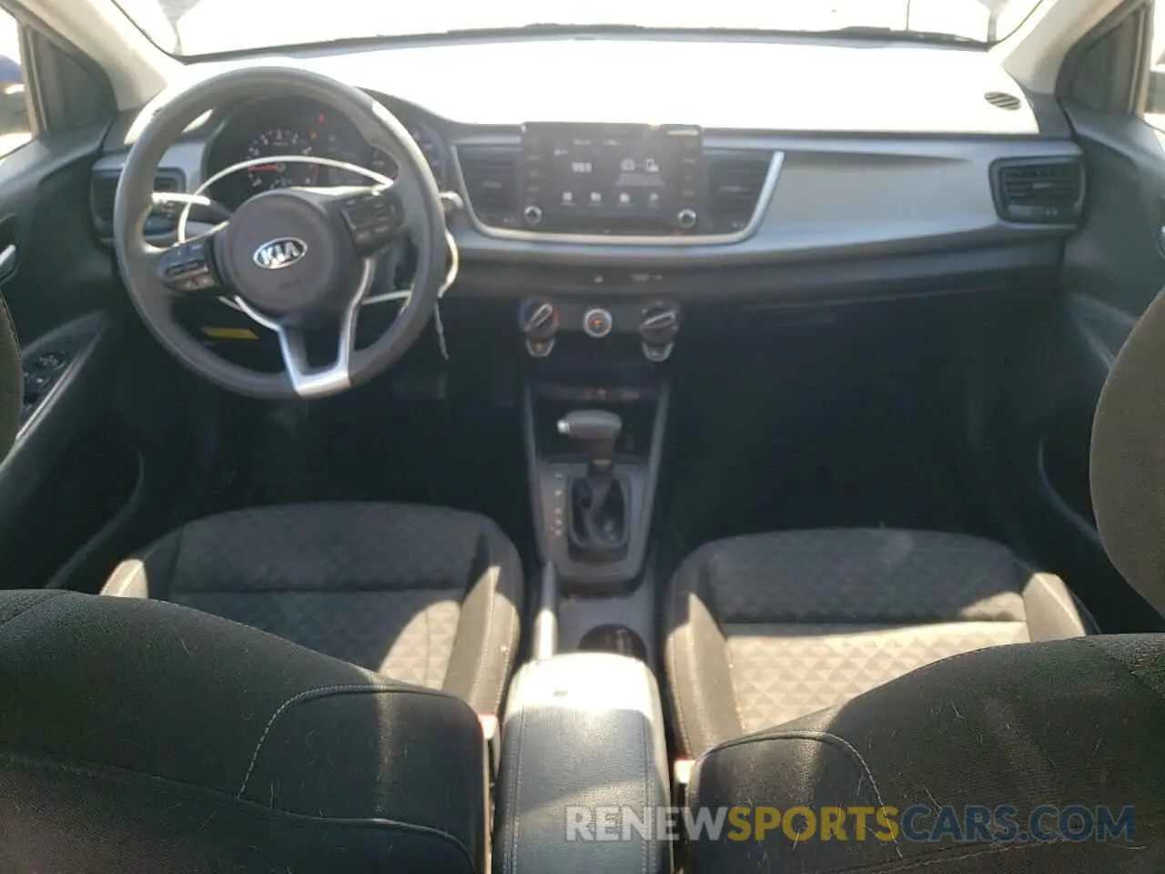 8 Photograph of a damaged car 3KPA24AD9LE260514 KIA RIO 2020