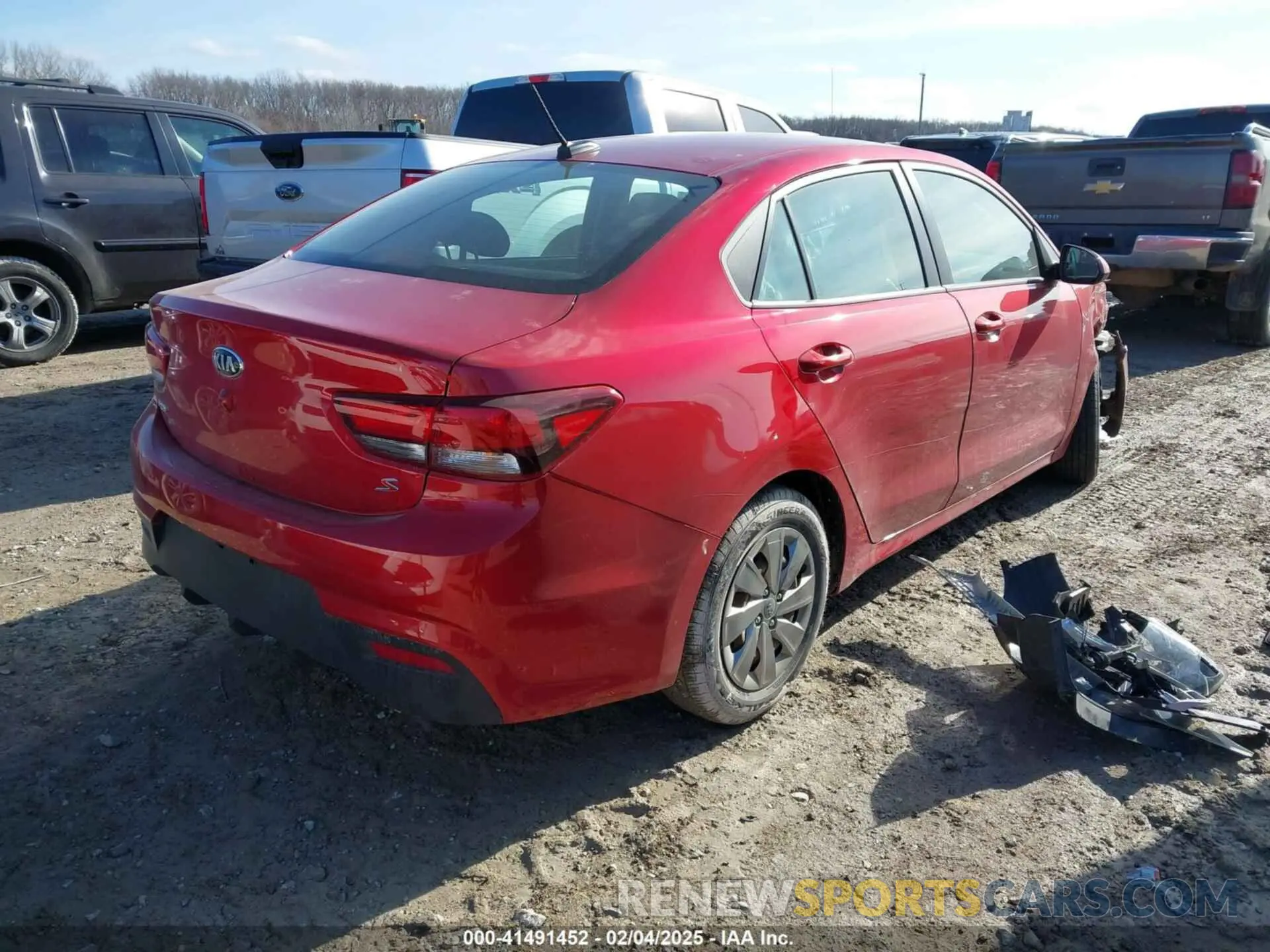 4 Photograph of a damaged car 3KPA24AD9LE279659 KIA RIO 2020