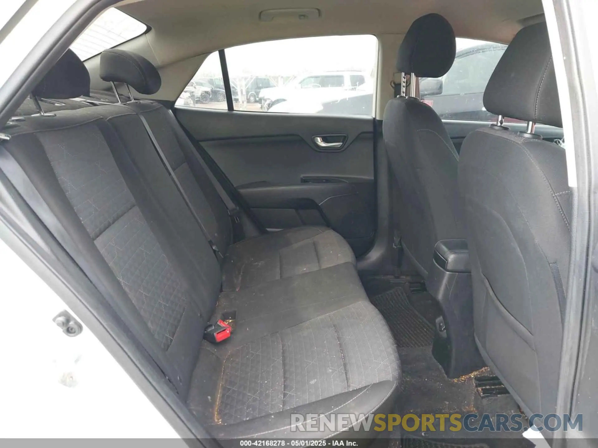 8 Photograph of a damaged car 3KPA24AD9LE288393 KIA RIO 2020
