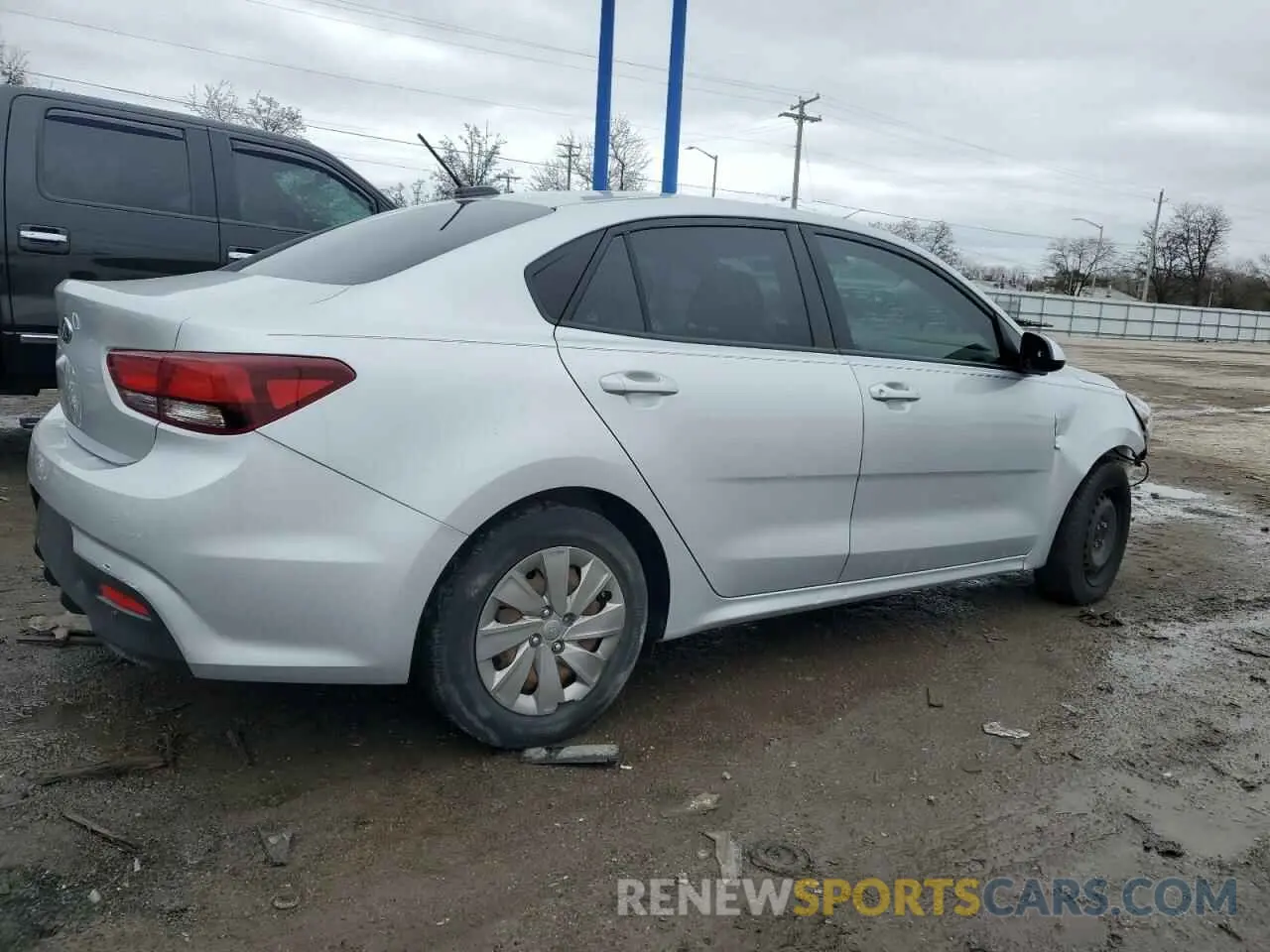 3 Photograph of a damaged car 3KPA24AD9LE296820 KIA RIO 2020