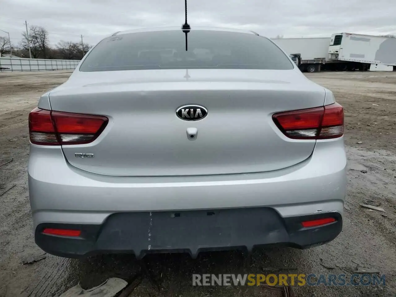6 Photograph of a damaged car 3KPA24AD9LE296820 KIA RIO 2020