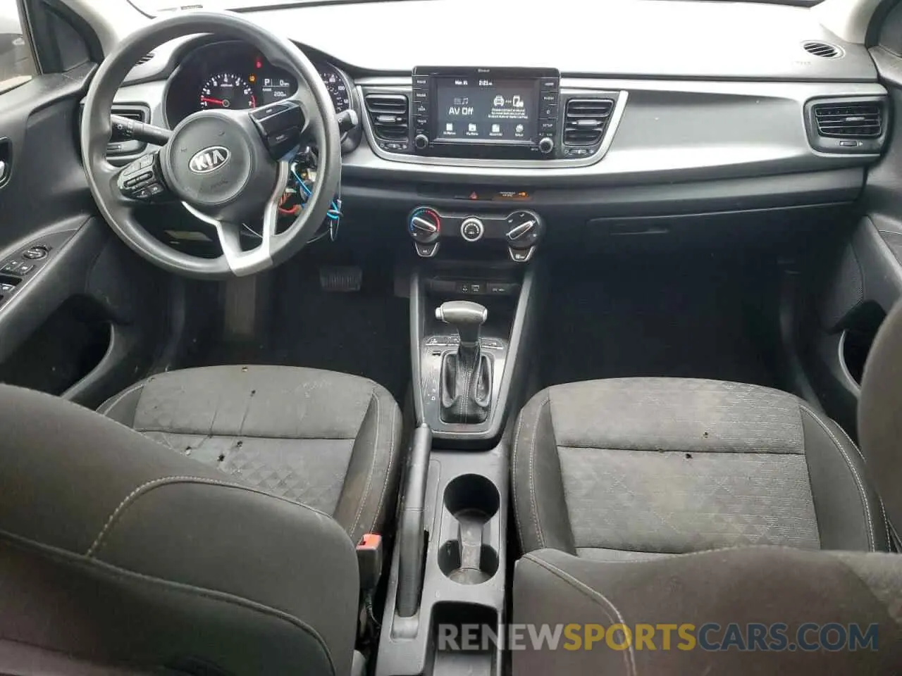 8 Photograph of a damaged car 3KPA24AD9LE296820 KIA RIO 2020