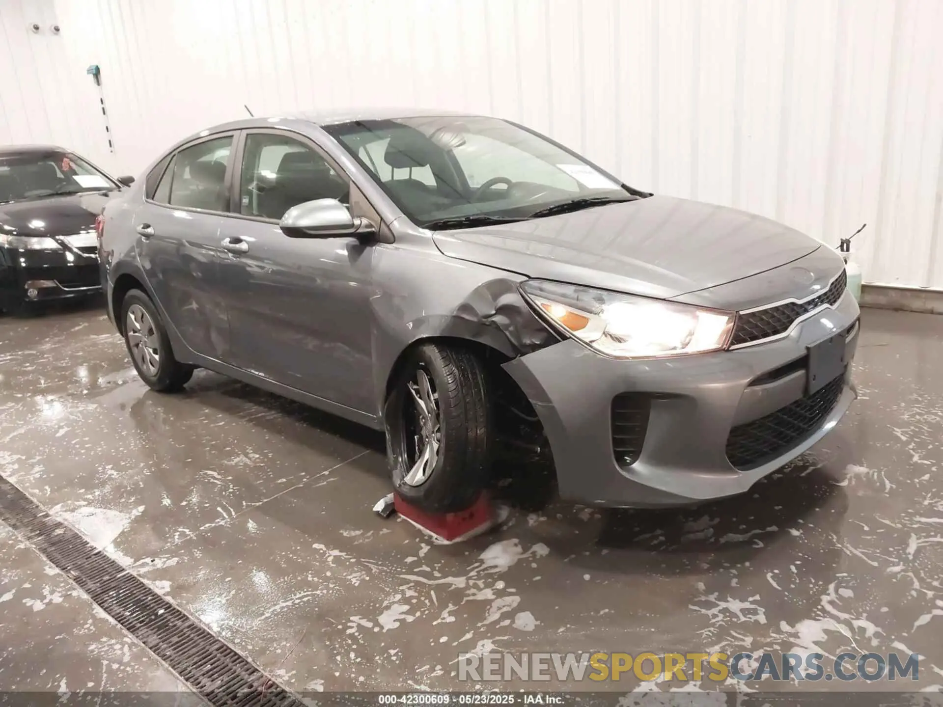 1 Photograph of a damaged car 3KPA24AD9LE333445 KIA RIO 2020