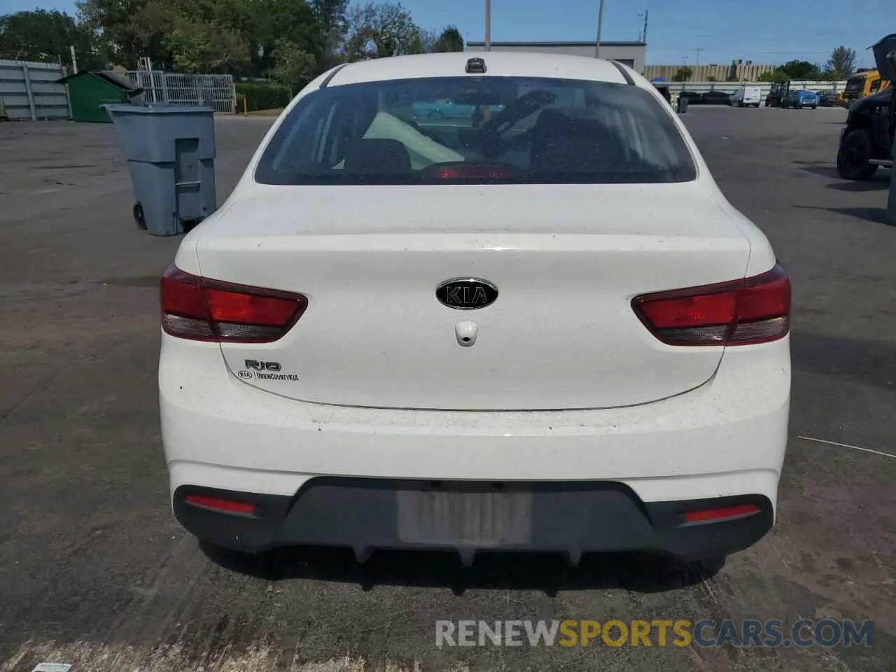 6 Photograph of a damaged car 3KPA24AD9LE342467 KIA RIO 2020