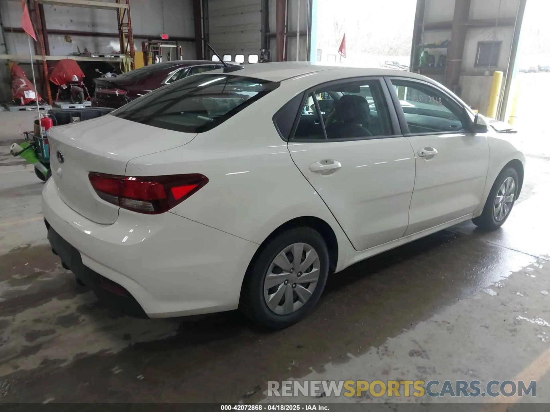 4 Photograph of a damaged car 3KPA24AD9LE343408 KIA RIO 2020
