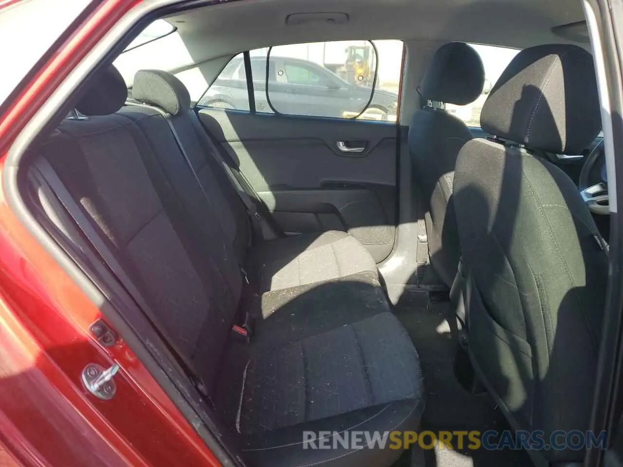 10 Photograph of a damaged car 3KPA24AD9LE344509 KIA RIO 2020