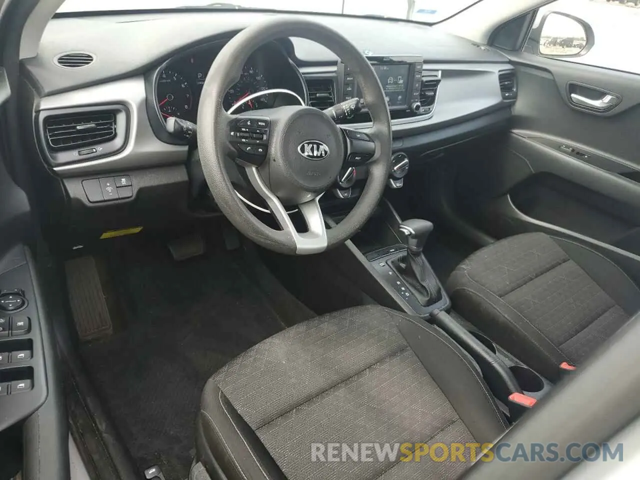 8 Photograph of a damaged car 3KPA24AD9LE353386 KIA RIO 2020