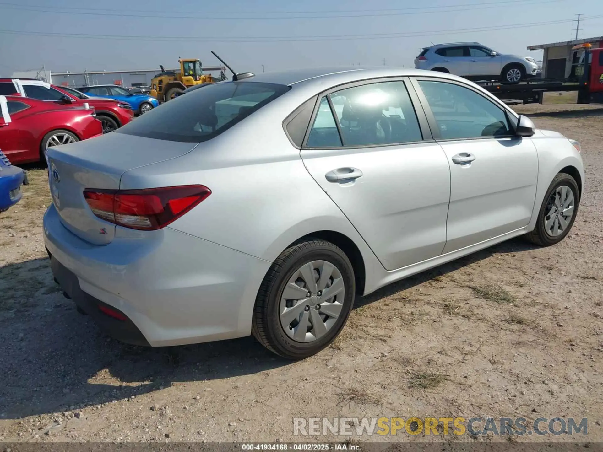 4 Photograph of a damaged car 3KPA24AD9LE358605 KIA RIO 2020