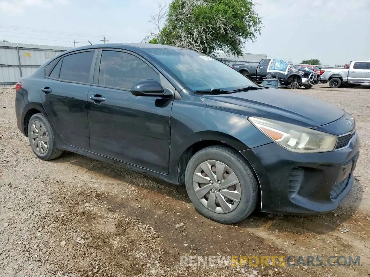 4 Photograph of a damaged car 3KPA24ADXLE293683 KIA RIO 2020