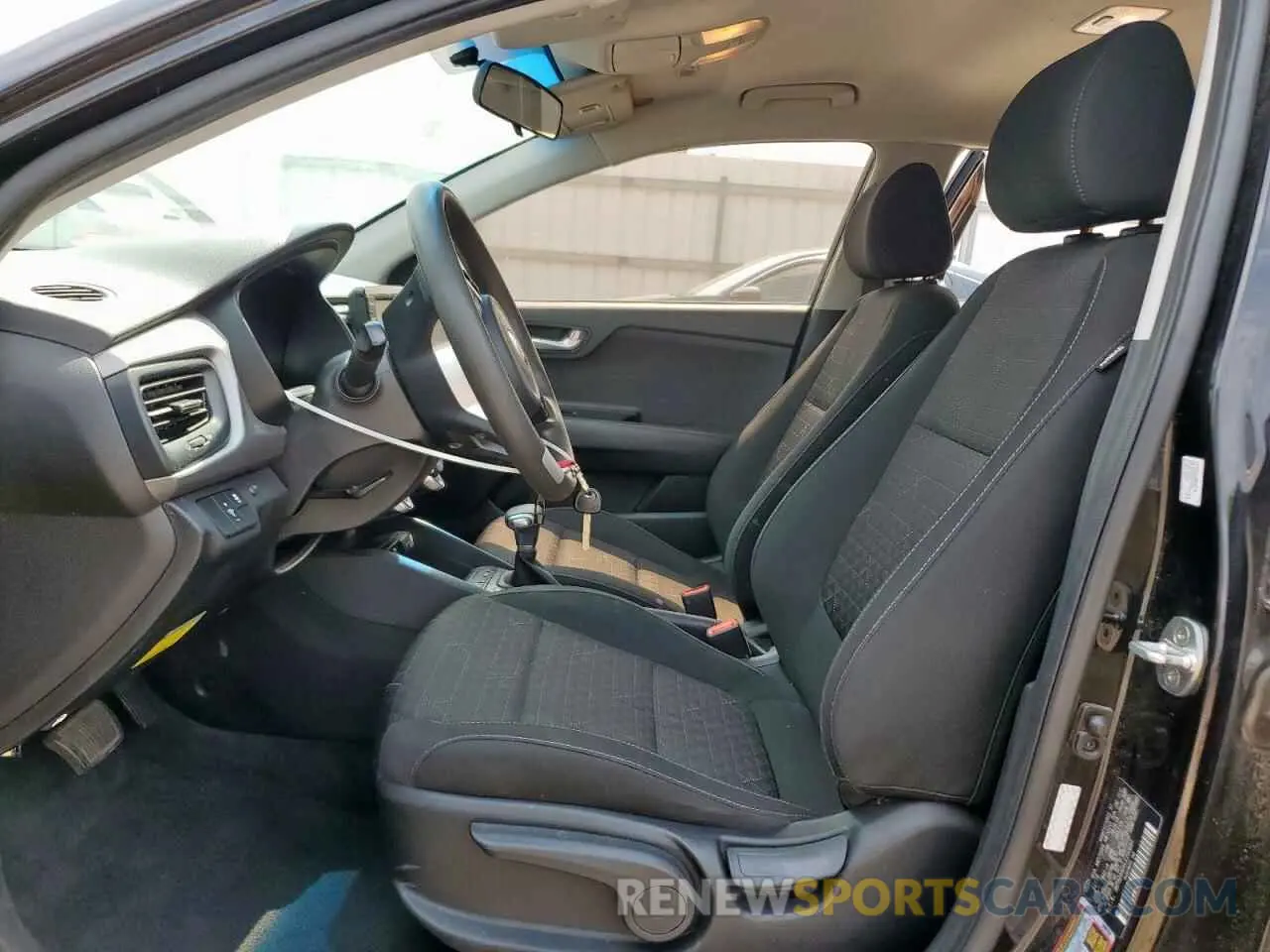 7 Photograph of a damaged car 3KPA24ADXLE293683 KIA RIO 2020