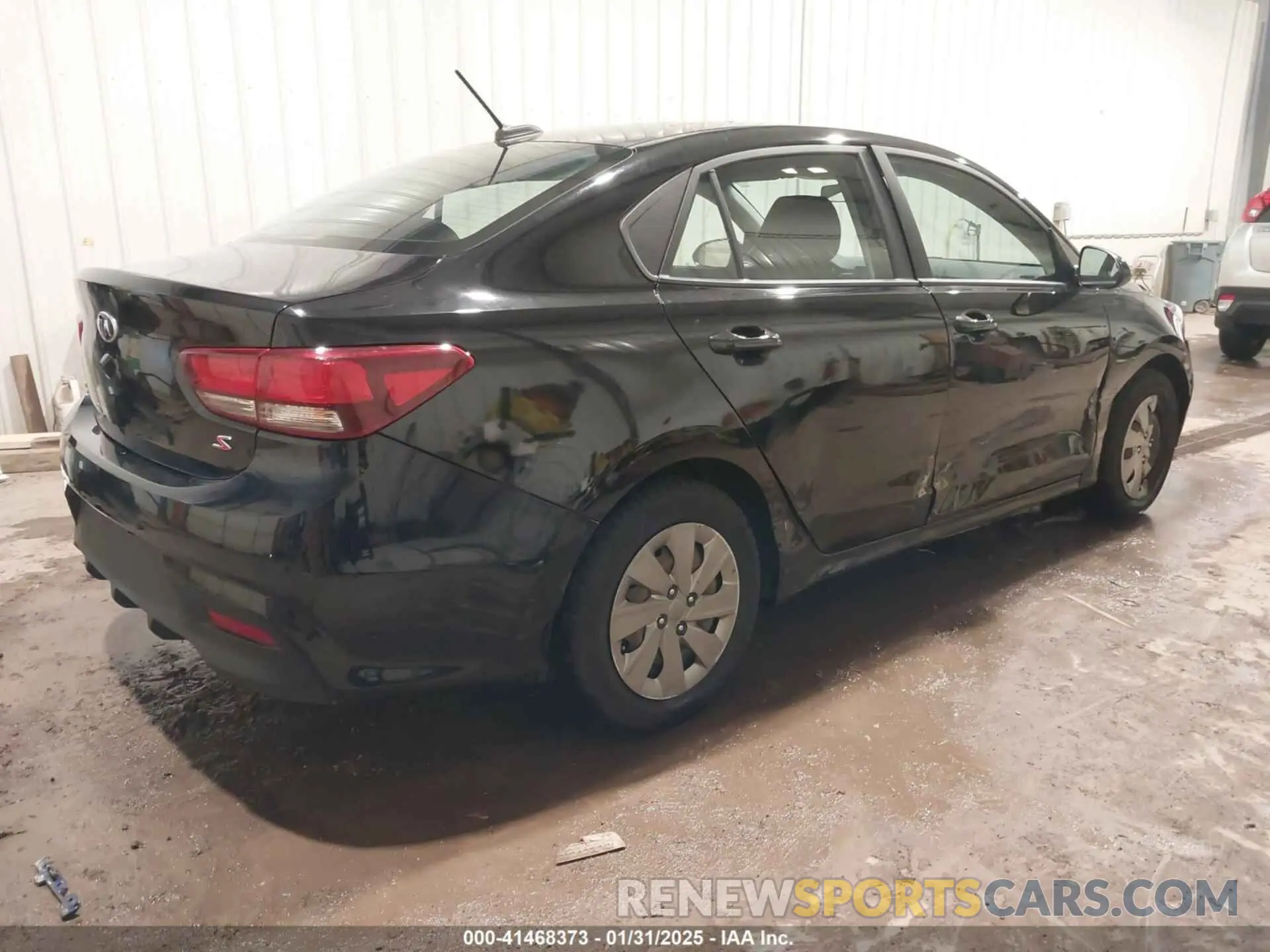4 Photograph of a damaged car 3KPA24ADXLE311809 KIA RIO 2020