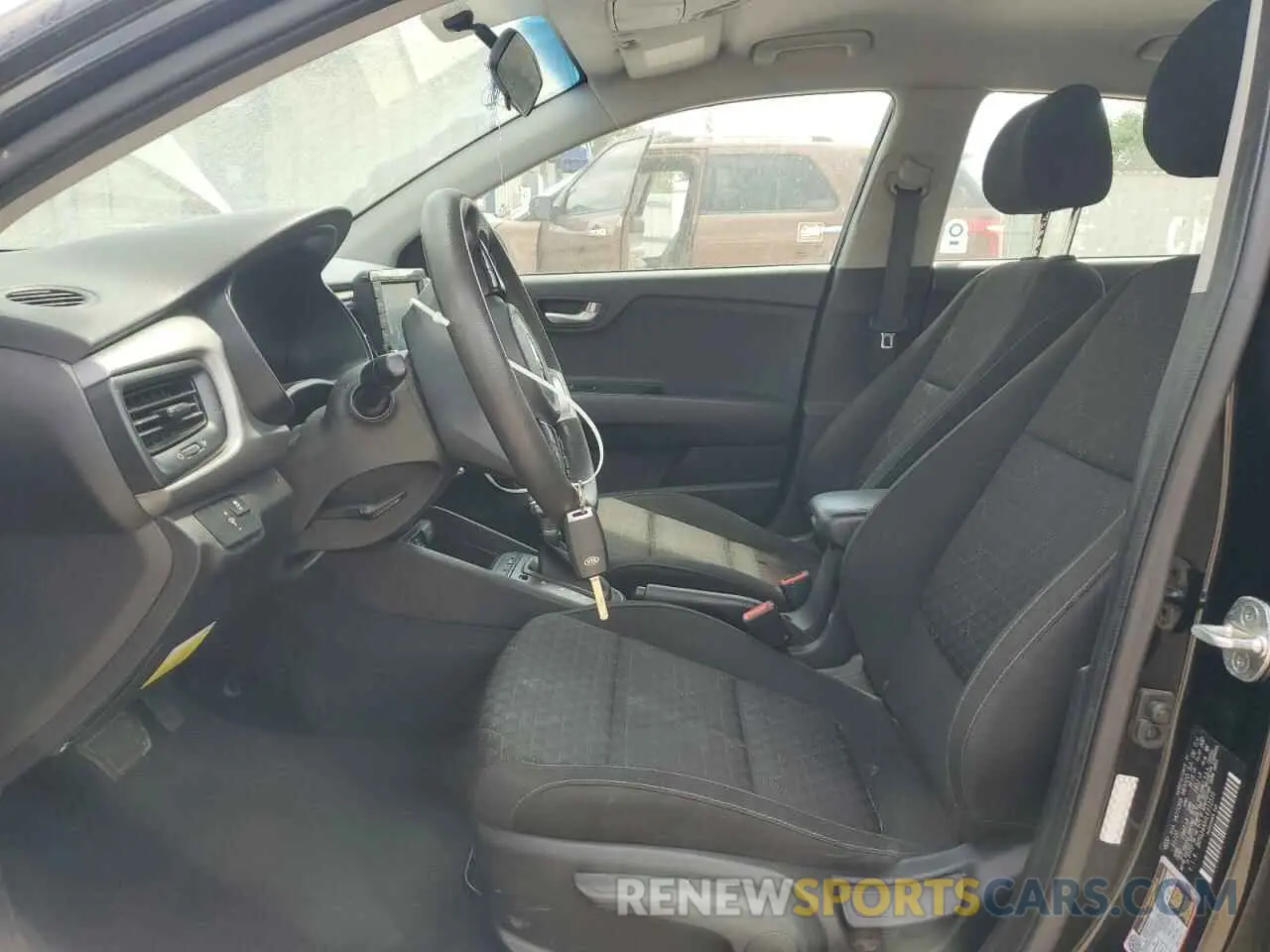 7 Photograph of a damaged car 3KPA24ADXLE312510 KIA RIO 2020