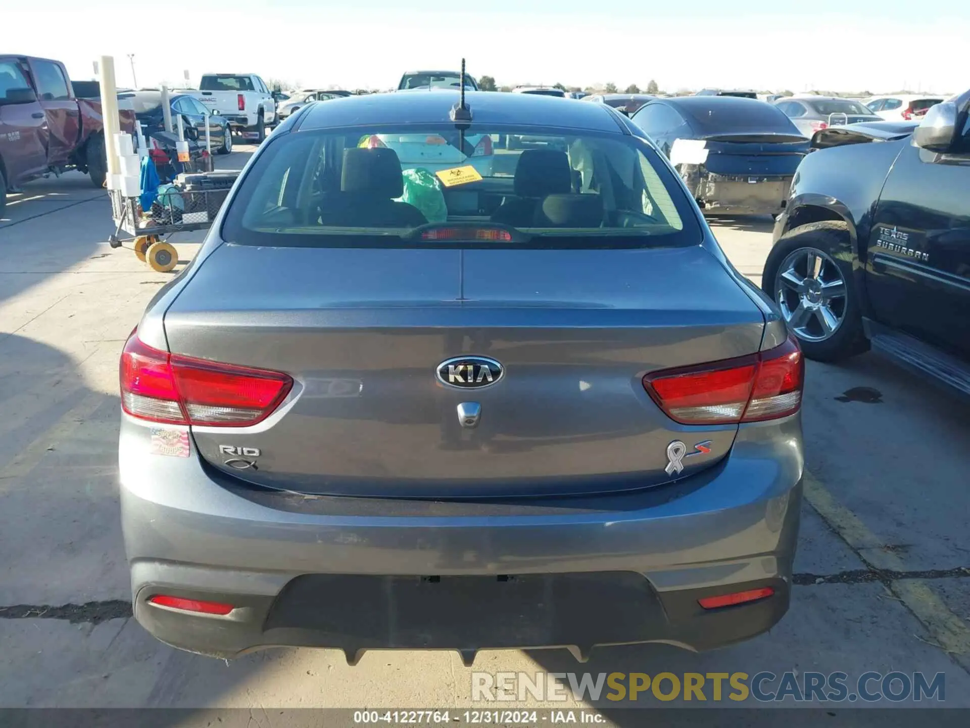 16 Photograph of a damaged car 3KPA24ADXLE333535 KIA RIO 2020
