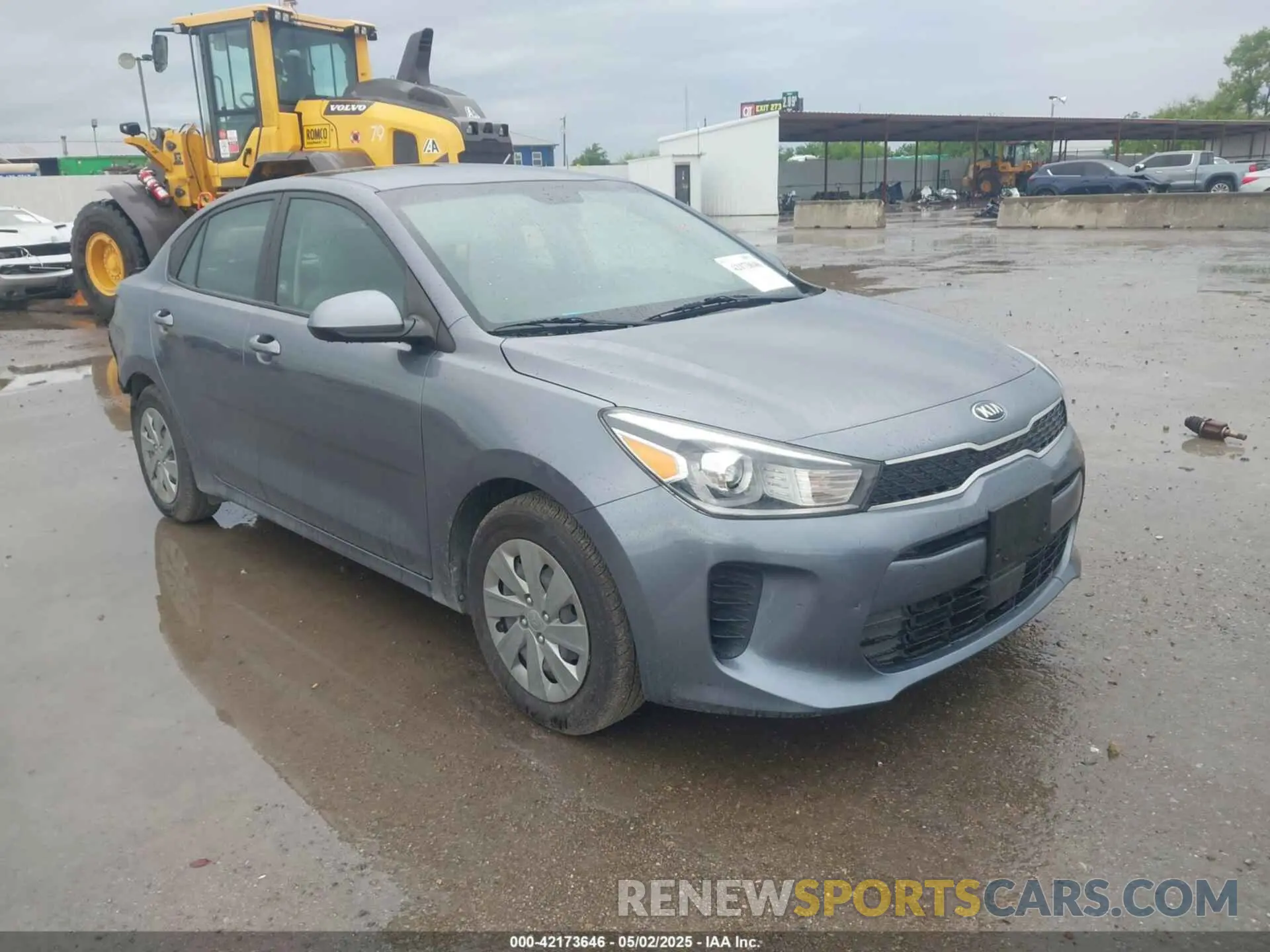 1 Photograph of a damaged car 3KPA24ADXLE337004 KIA RIO 2020