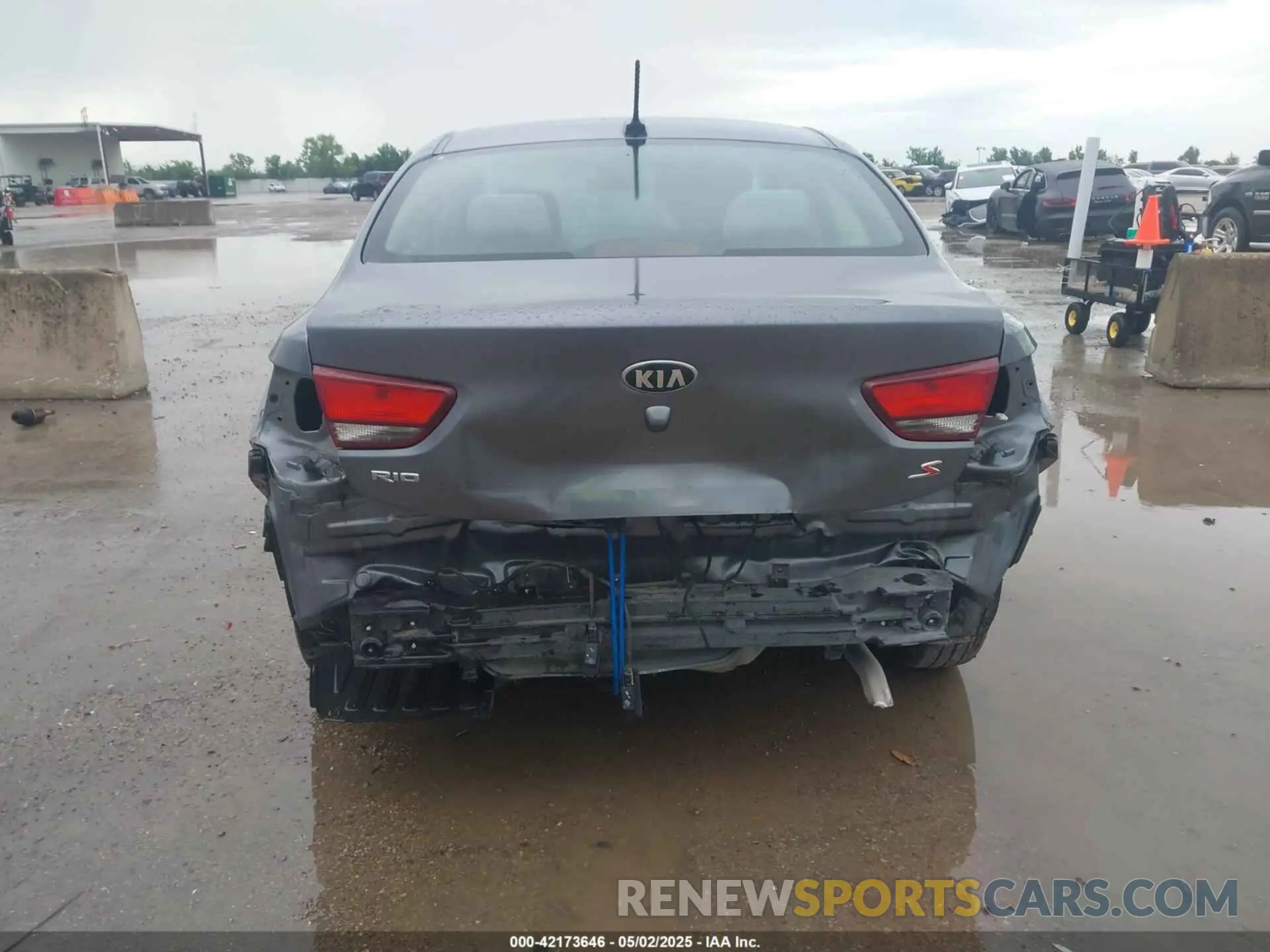 6 Photograph of a damaged car 3KPA24ADXLE337004 KIA RIO 2020