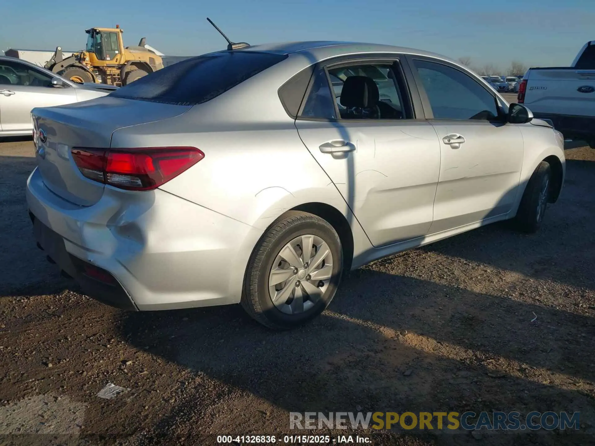 4 Photograph of a damaged car 3KPA24ADXLE344129 KIA RIO 2020