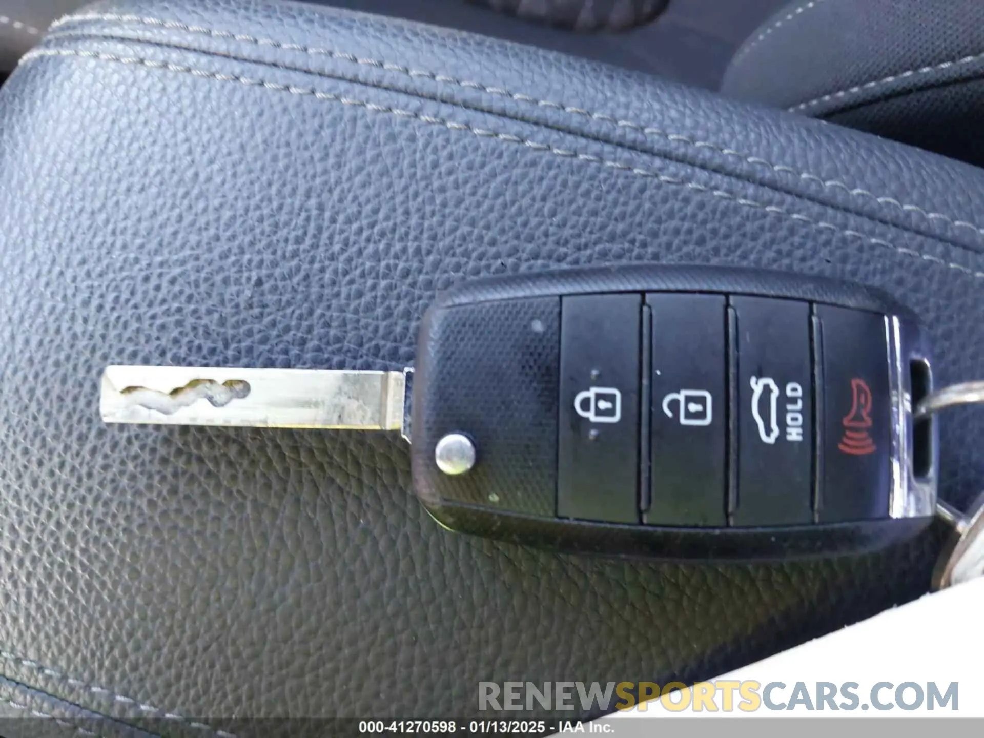 11 Photograph of a damaged car 3KPA24ADXLE344809 KIA RIO 2020