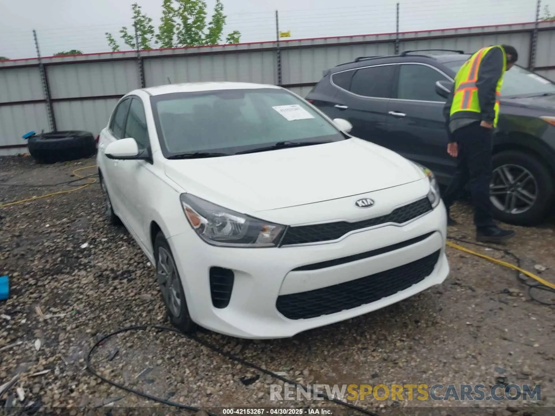 1 Photograph of a damaged car 3KPA24ADXLE356930 KIA RIO 2020